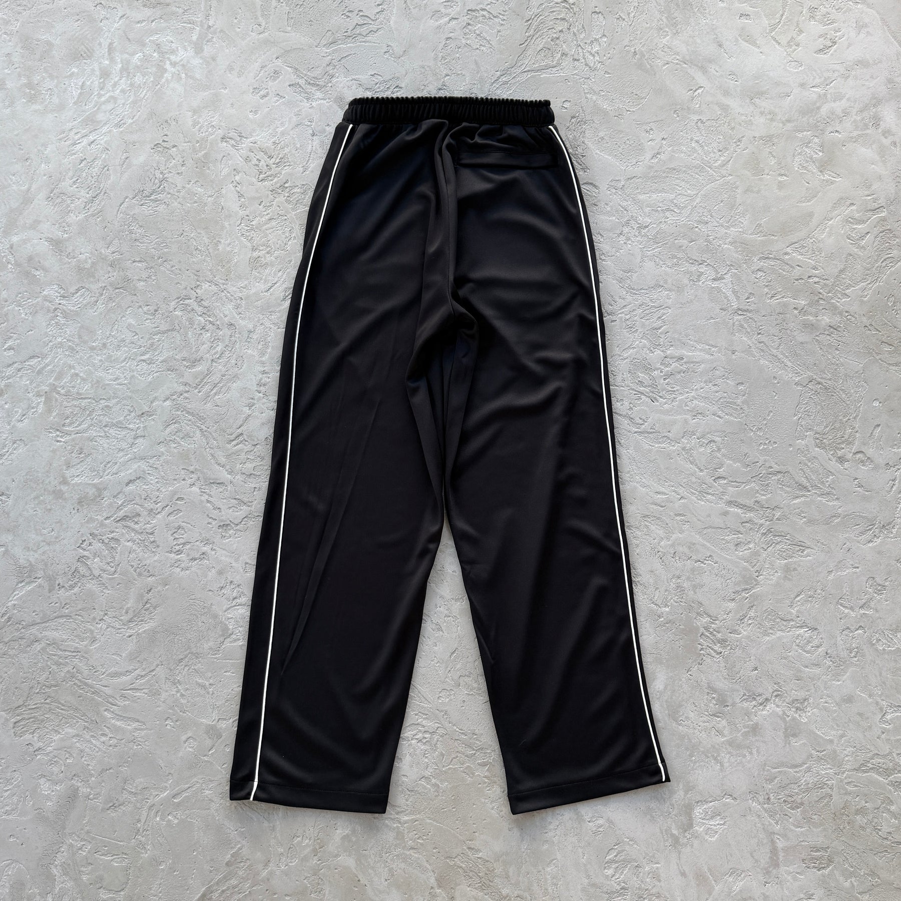 Conjunto Corteiz “Crest Arch Track Set”