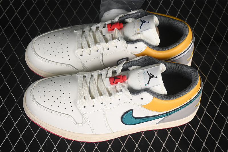 Air Jordan 1 Low “Premium Lace Toggle”