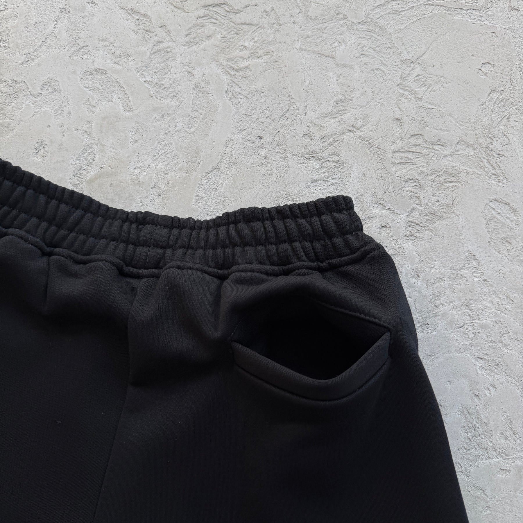 Shorts Corteiz “Island Puff Print” ( Preto )