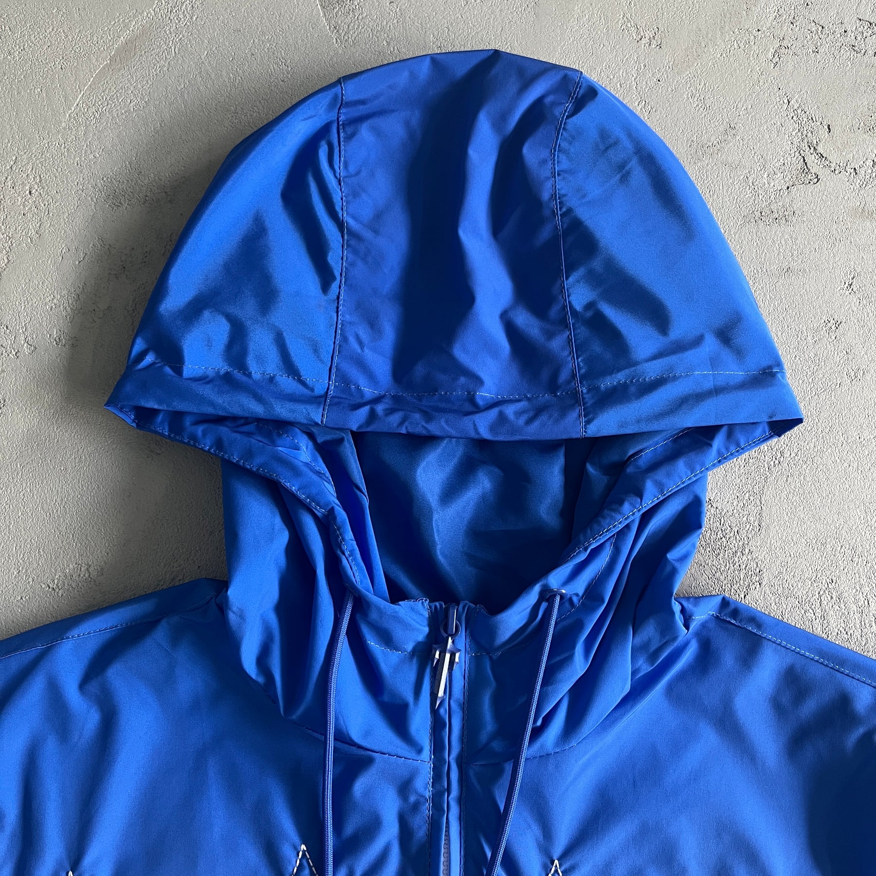 Corta Vento Trapstar “Outline Arch” ( Sky Blue )