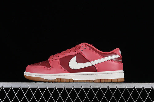 Dunk “Desert Berry”