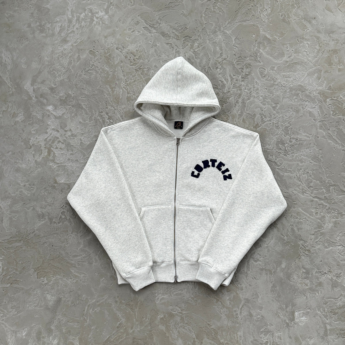 Conjunto Corteiz “College Arch Open”