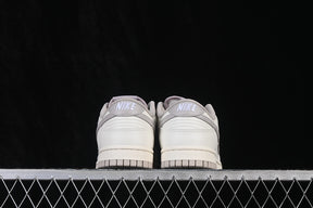 Dunk “Light Smoke Grey”