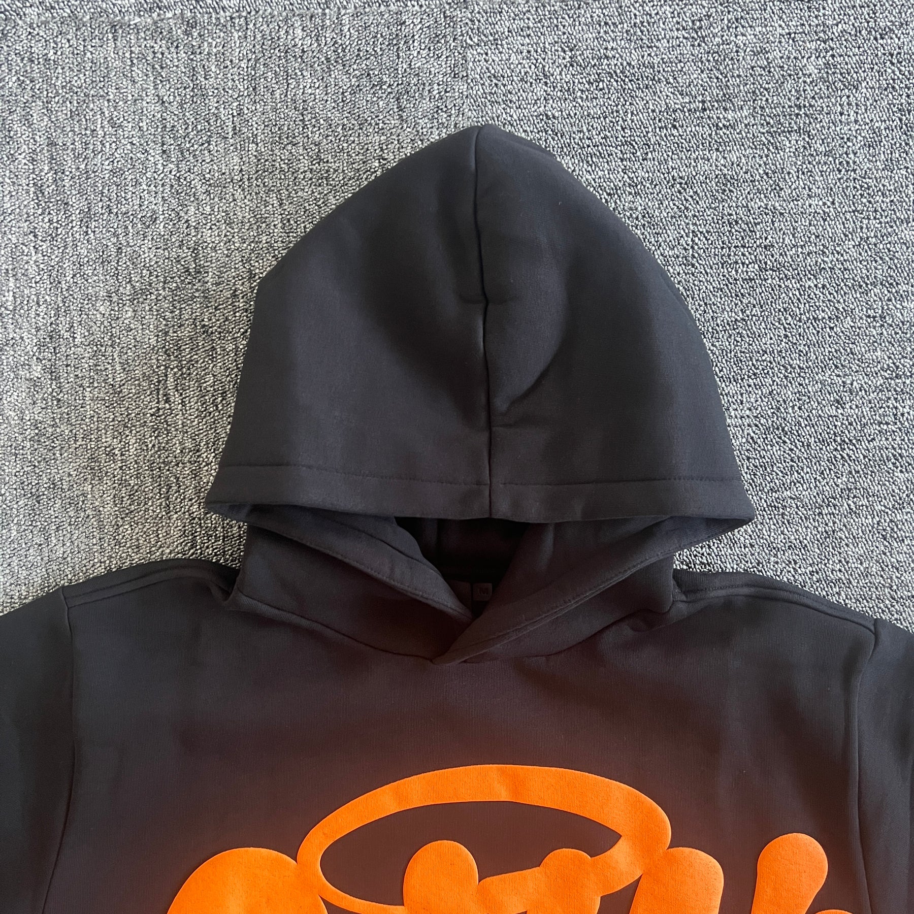 Conjunto Syna World “Syna Team“ ( Preto e Laranja )