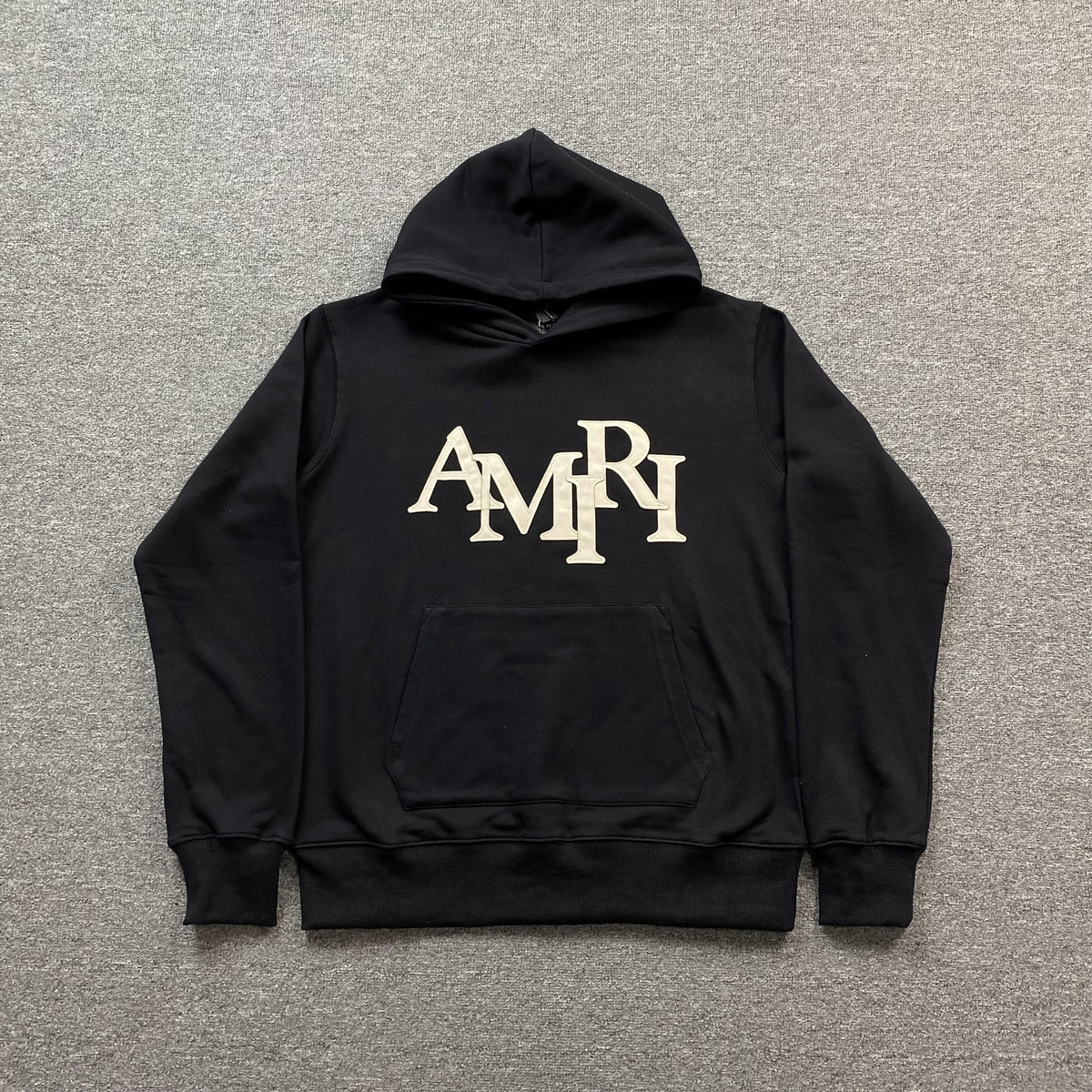 Moletom Amiri “Staggered Logo” ( Preto )