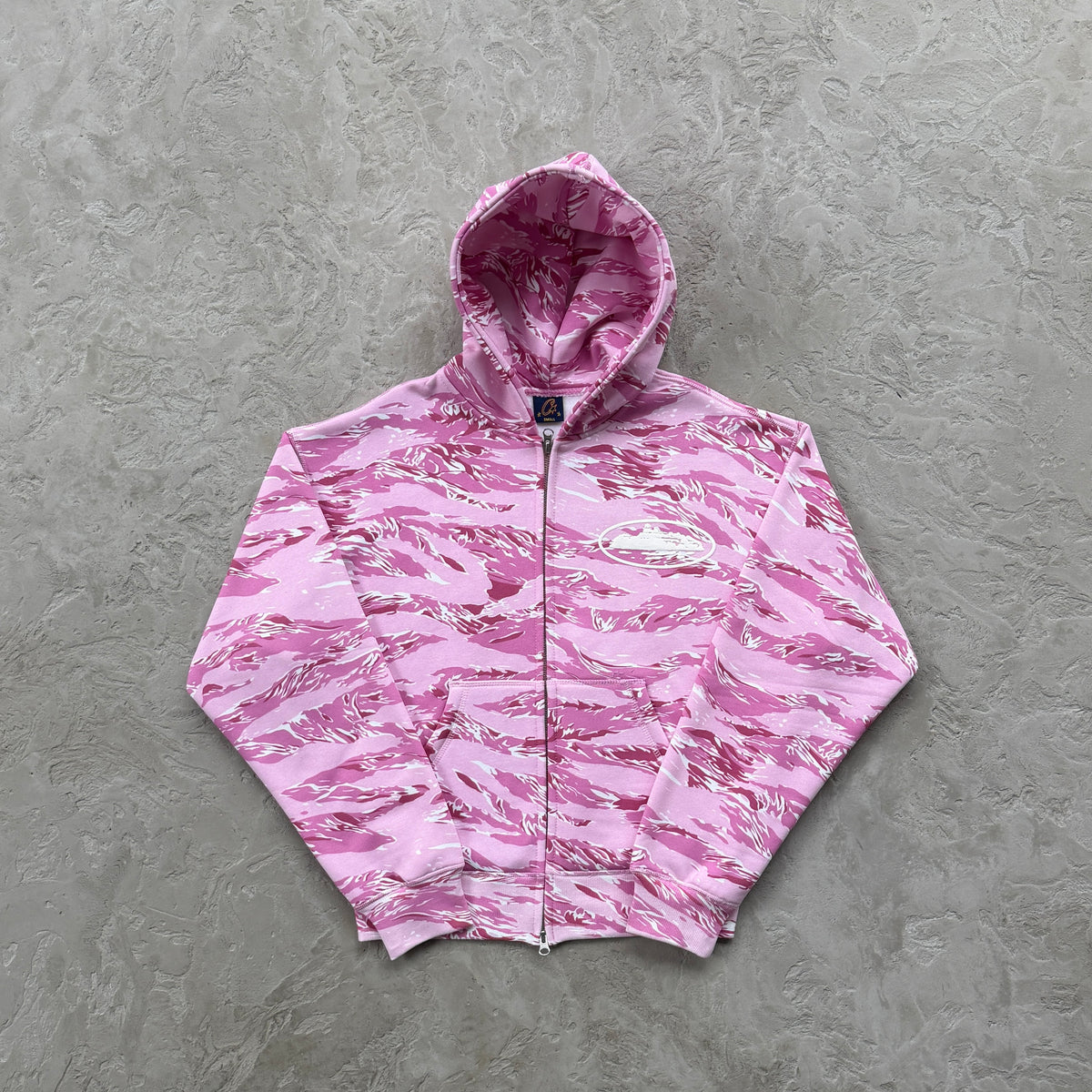 Conjunto Corteiz “Island Puff Print Pink”