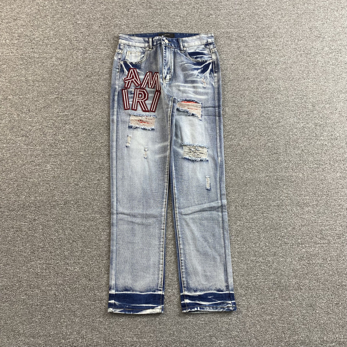 Calça Amiri “Embroidered” ( Cinza com Vermelho )