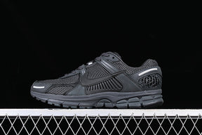 Vomero 5 “Anthracite"