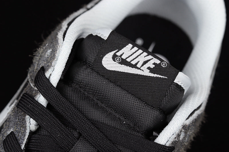 Dunk Sb “Animal Pack Zebra”