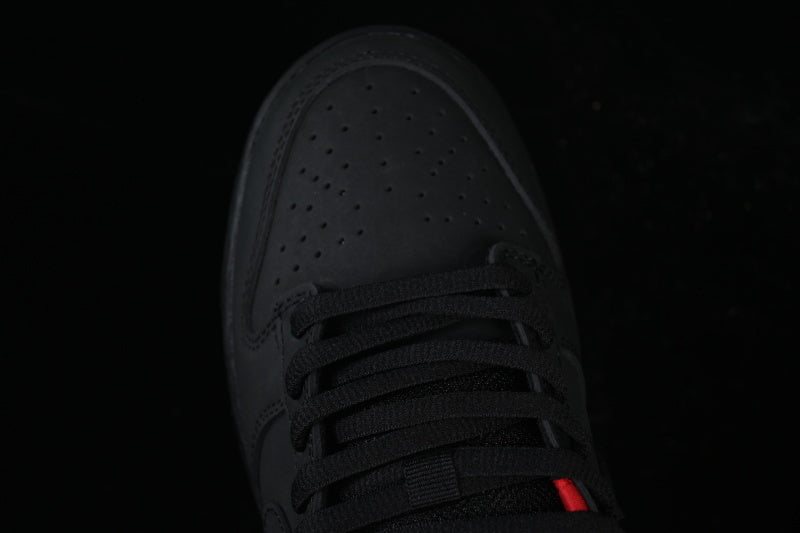 Dunk x Supreme “Black”