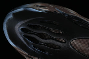 Yeezy Foam Runner “MX Clinder”