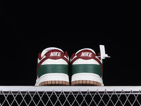 Dunk “Gorge Green”