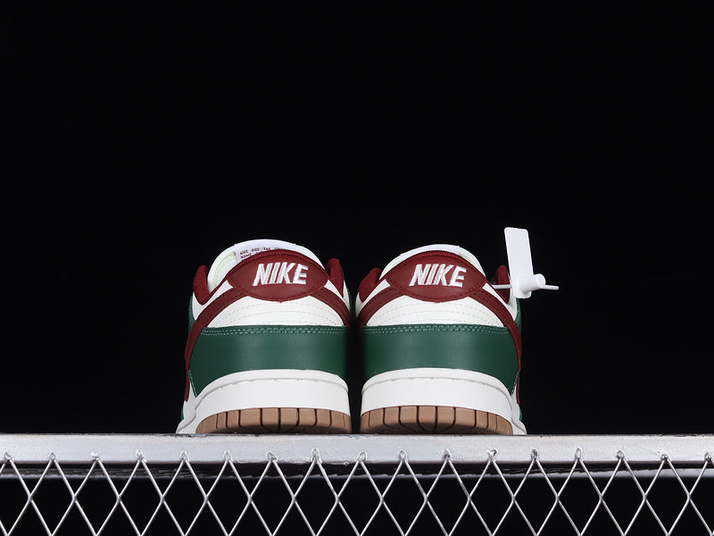 Dunk “Gorge Green”