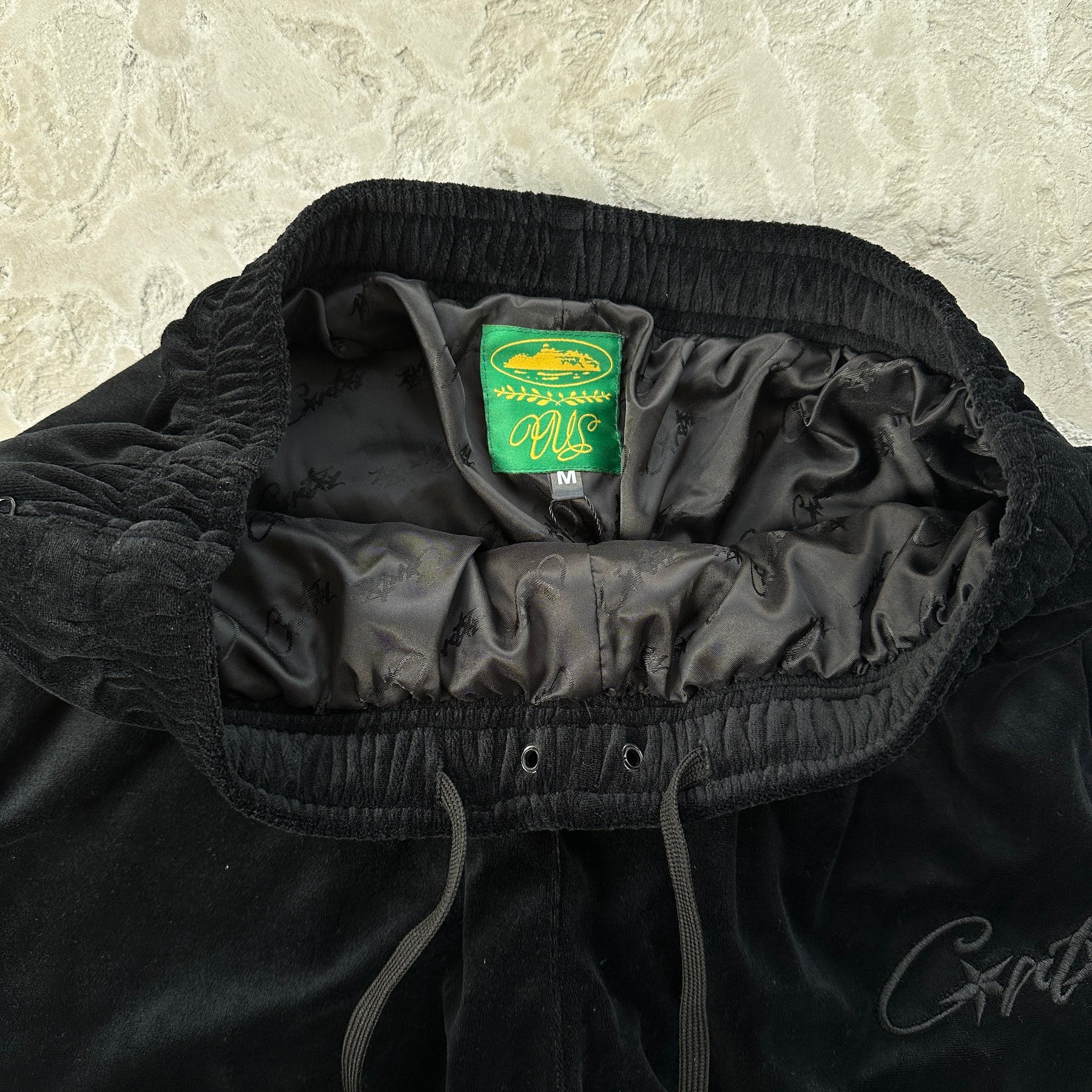 Conjunto Corteiz “Valvet Track”