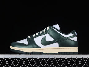 Dunk “Vintage Aged Green”