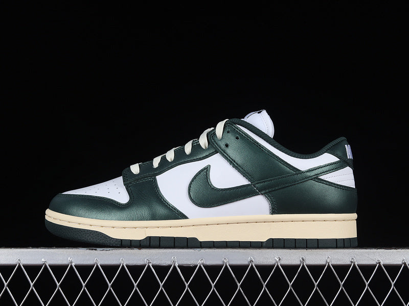 Dunk “Vintage Aged Green”
