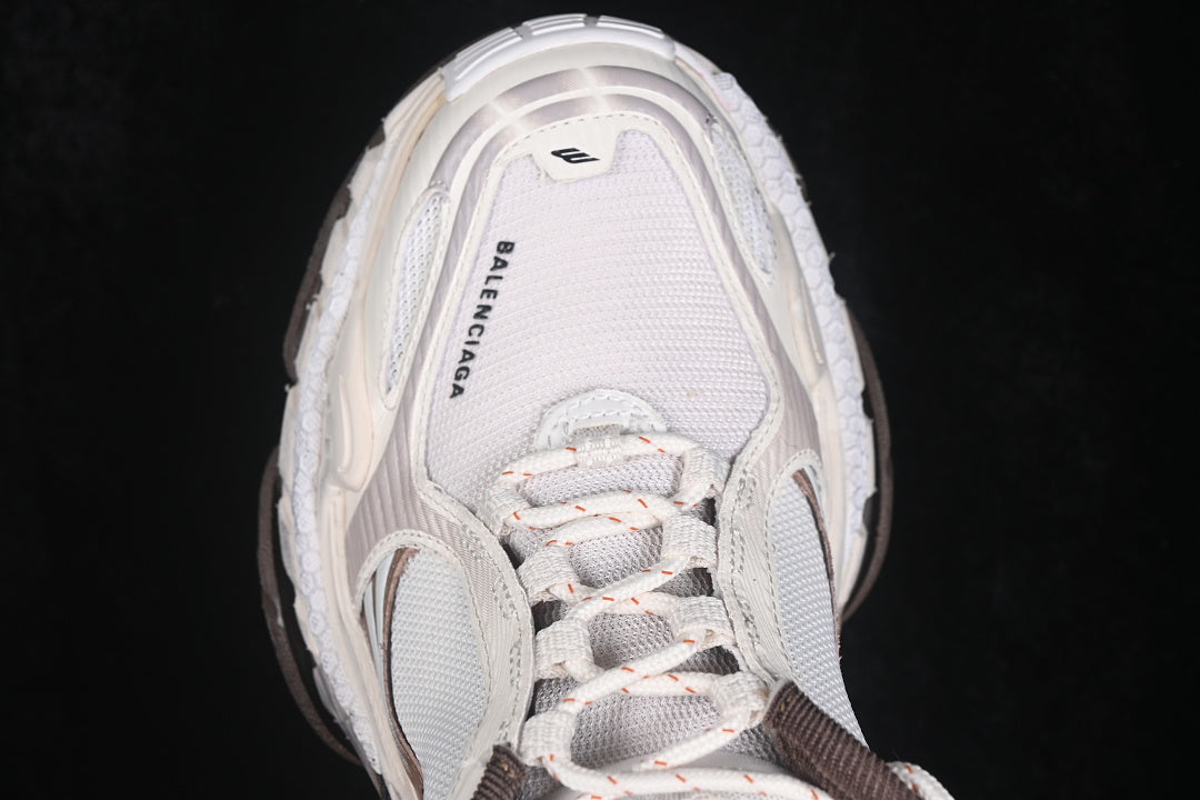 Balenciaga ”Brown Beige”