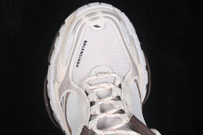 Balenciaga ”Brown Beige”