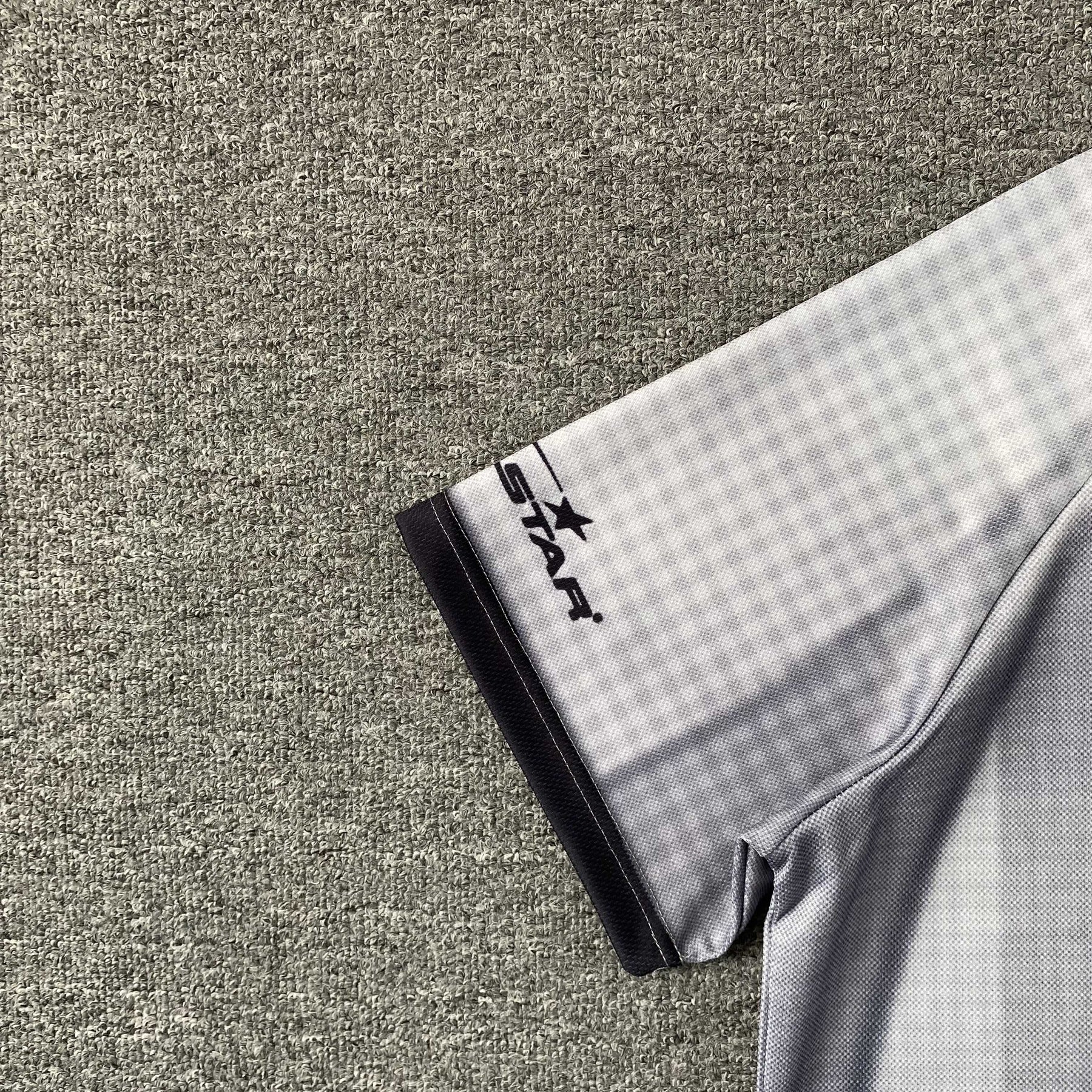Camisa Hellstar “Sports Core Skull Gel”