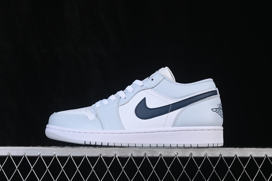 Air Jordan 1 Low “Low Aura Squadron Blue”