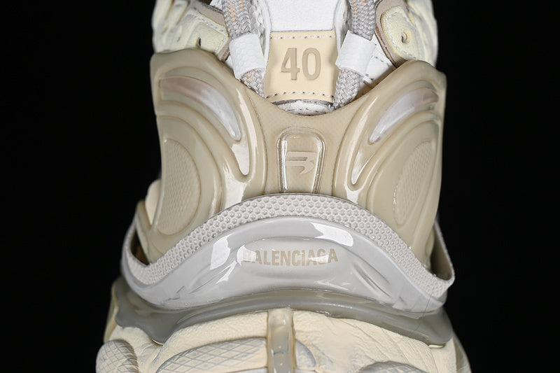 Balenciaga Runner Led ”Worn-Out”