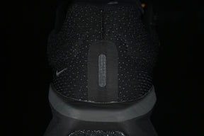 Air Zoom Winflo 11 “Black”