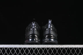 Air max 97 “Triple Black”