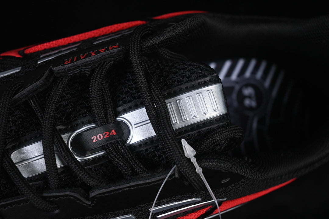 Air max TL “Black University Red”