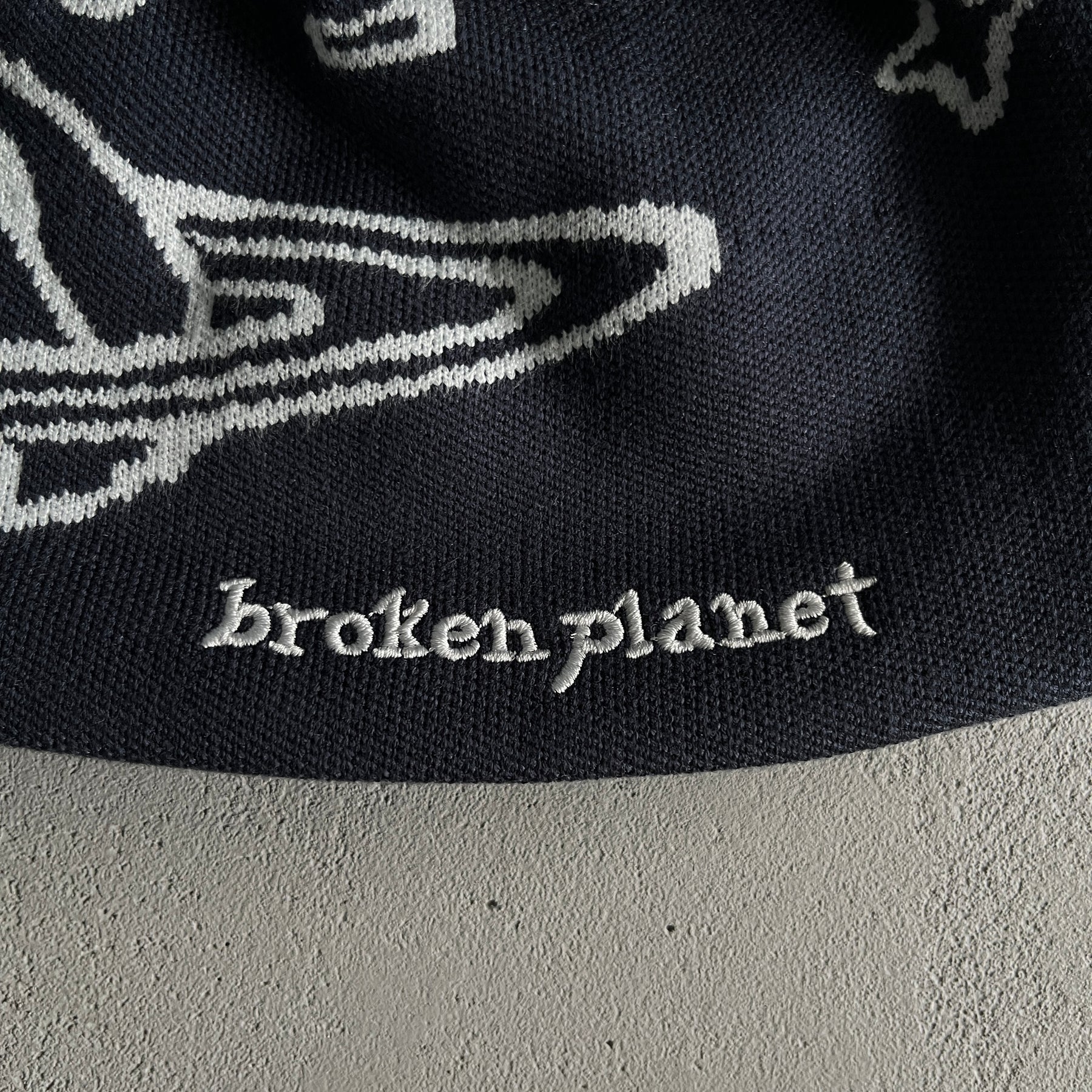 Touca Broken Planet “Outer Space Beanie”