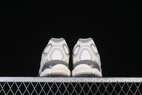 Asics Gel Nyc “Cream Grey”