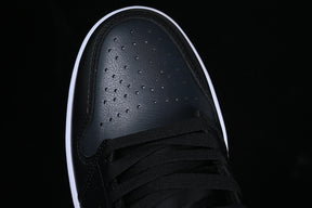 Air Jordan 1 High “Off Noir Toe”