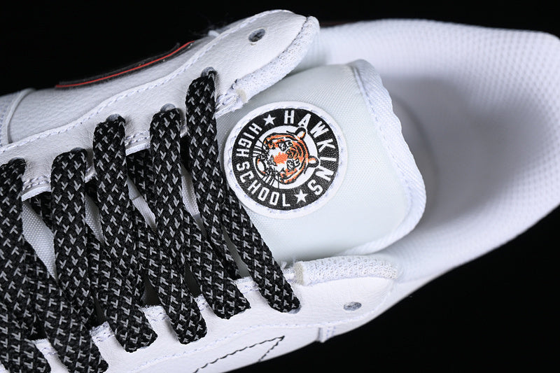 Air force 1 x Stranger things “Hawkins” ( Preto com Branco )