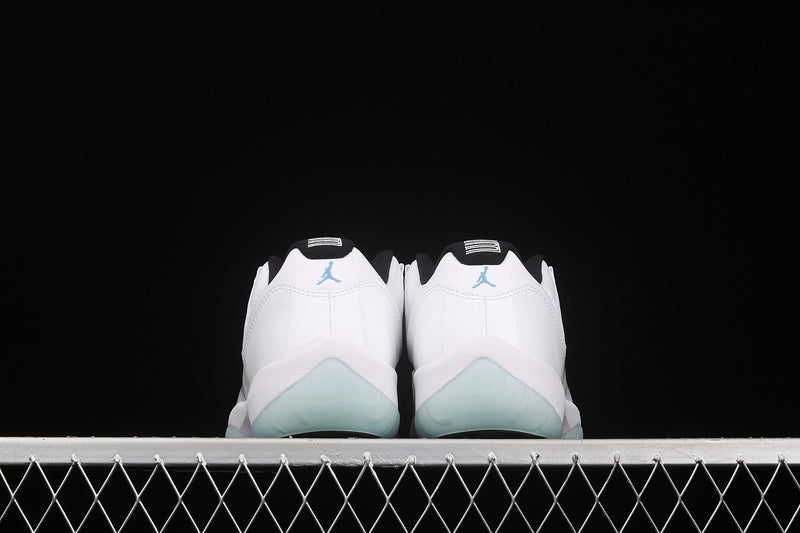 Air Jordan 11 Low ”Legend Blue”