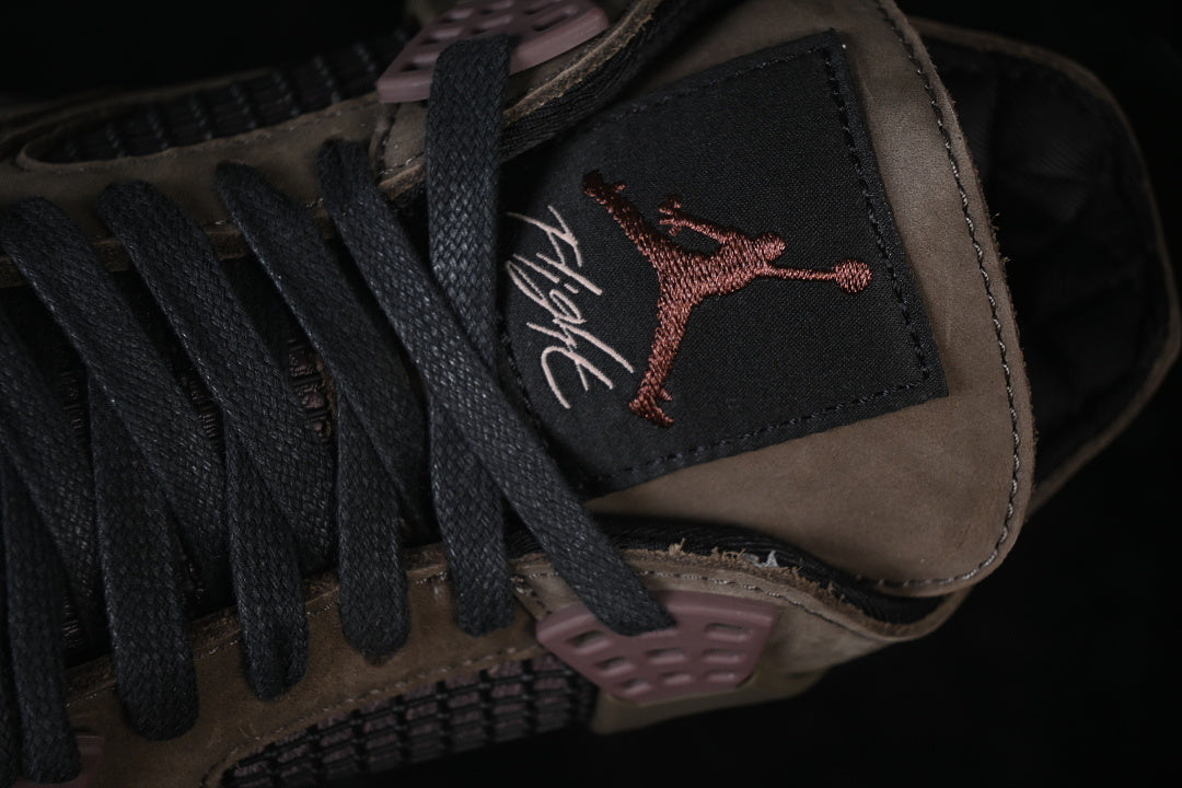 Air Jordan 4 x A Ma Maniére “Dark Mocha”