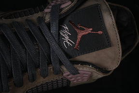Air Jordan 4 x A Ma Maniére “Dark Mocha”