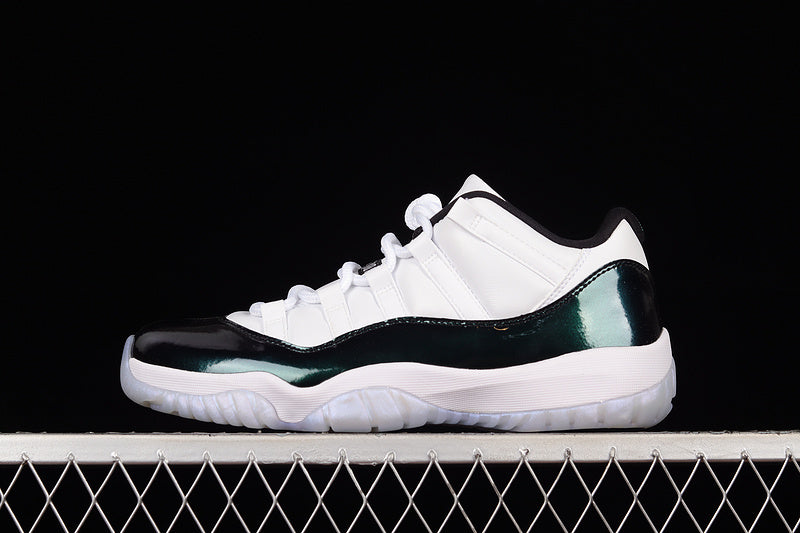 Air Jordan 11 Low ” Iridescent ”