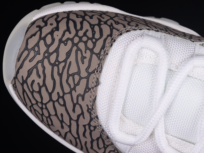 Air Jordan 11 Low ”Elephant”