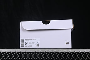 Air Jordan 1 Low “White Metallic Silver”