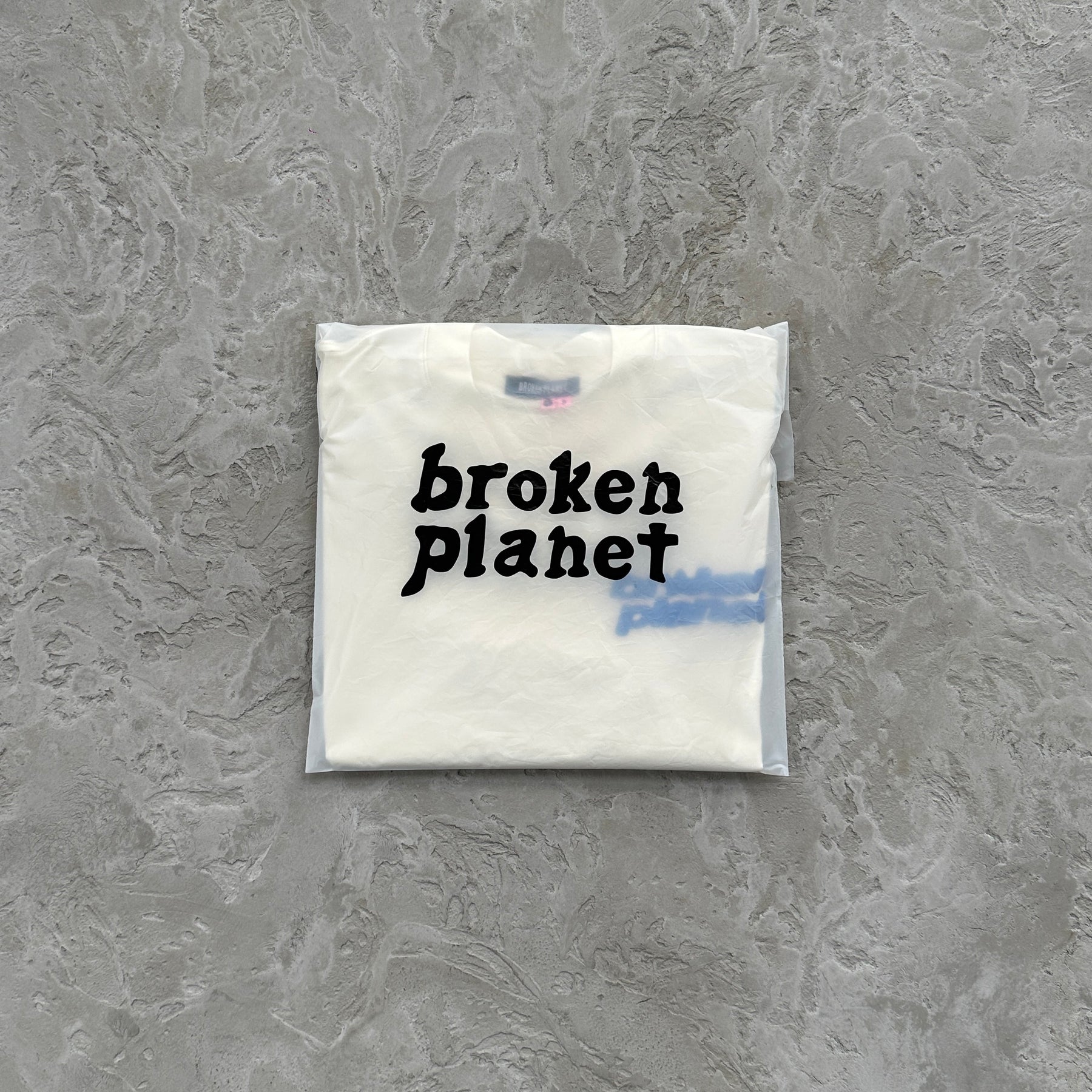 Camisa Broken Planet “Basic Off-White”