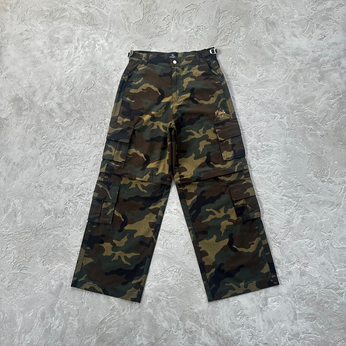 Calça Broken Planet “Camo Cargo Pants” ( Shorts e Calça )