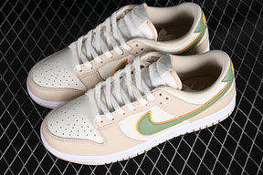 Dunk “Light Tan”