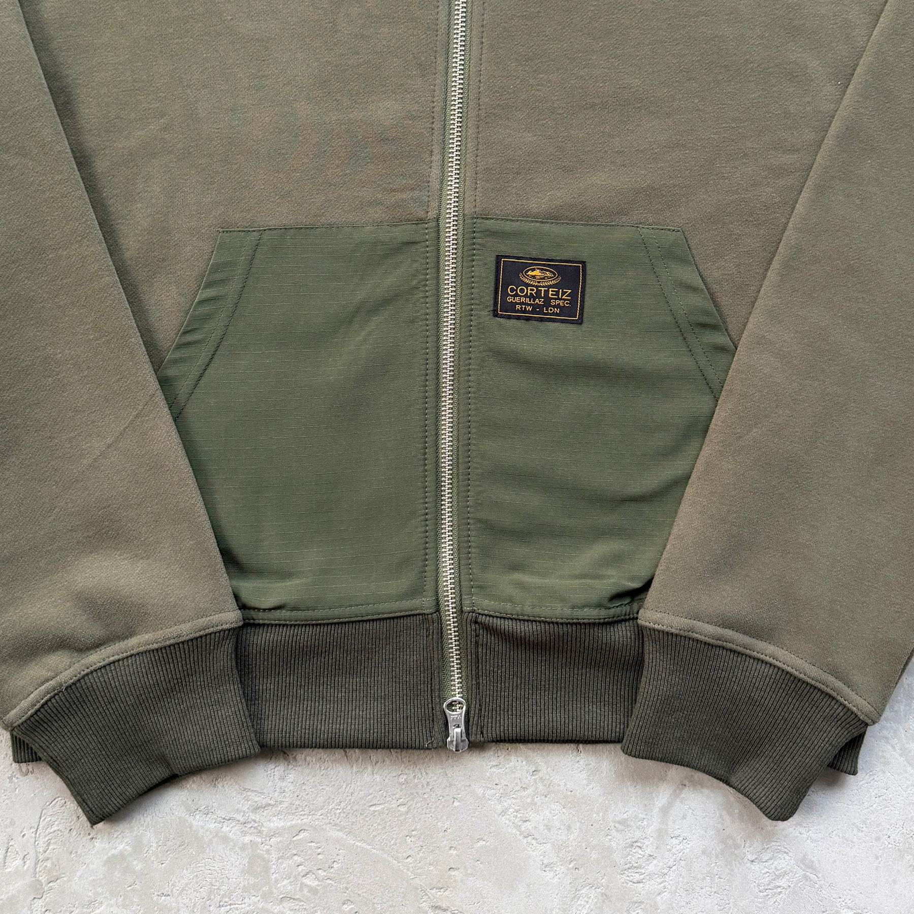 Moletom Corteiz “Guerillaz Ripstop”