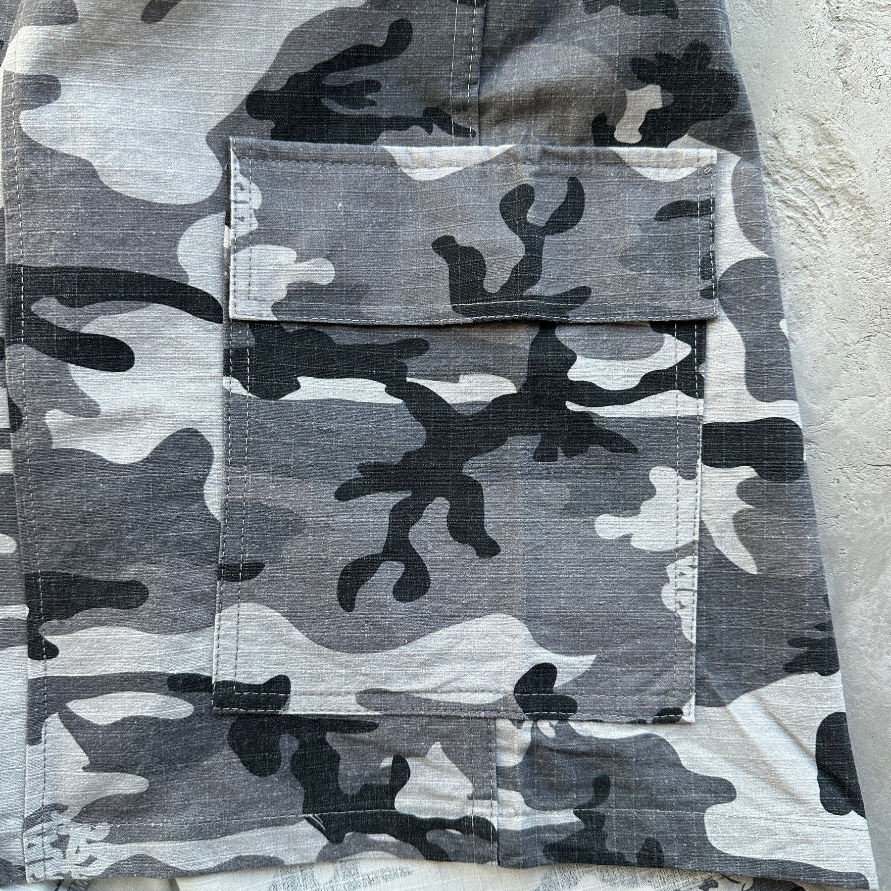 Shorts Mertra “Camouflage Cargo” ( Cinza )