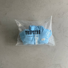 Jaqueta Trapstar “Decoded 2.0 Hooded Puffer Cashmere”