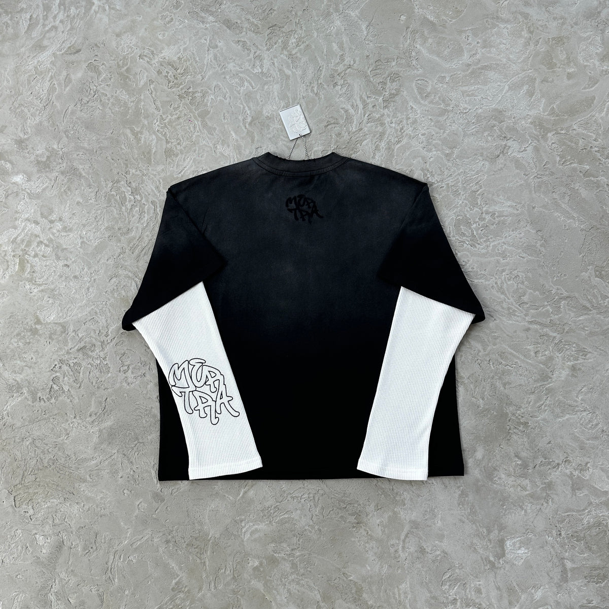 Camisa Mertra Manga longa “Fake Two-Piece” ( Preto )