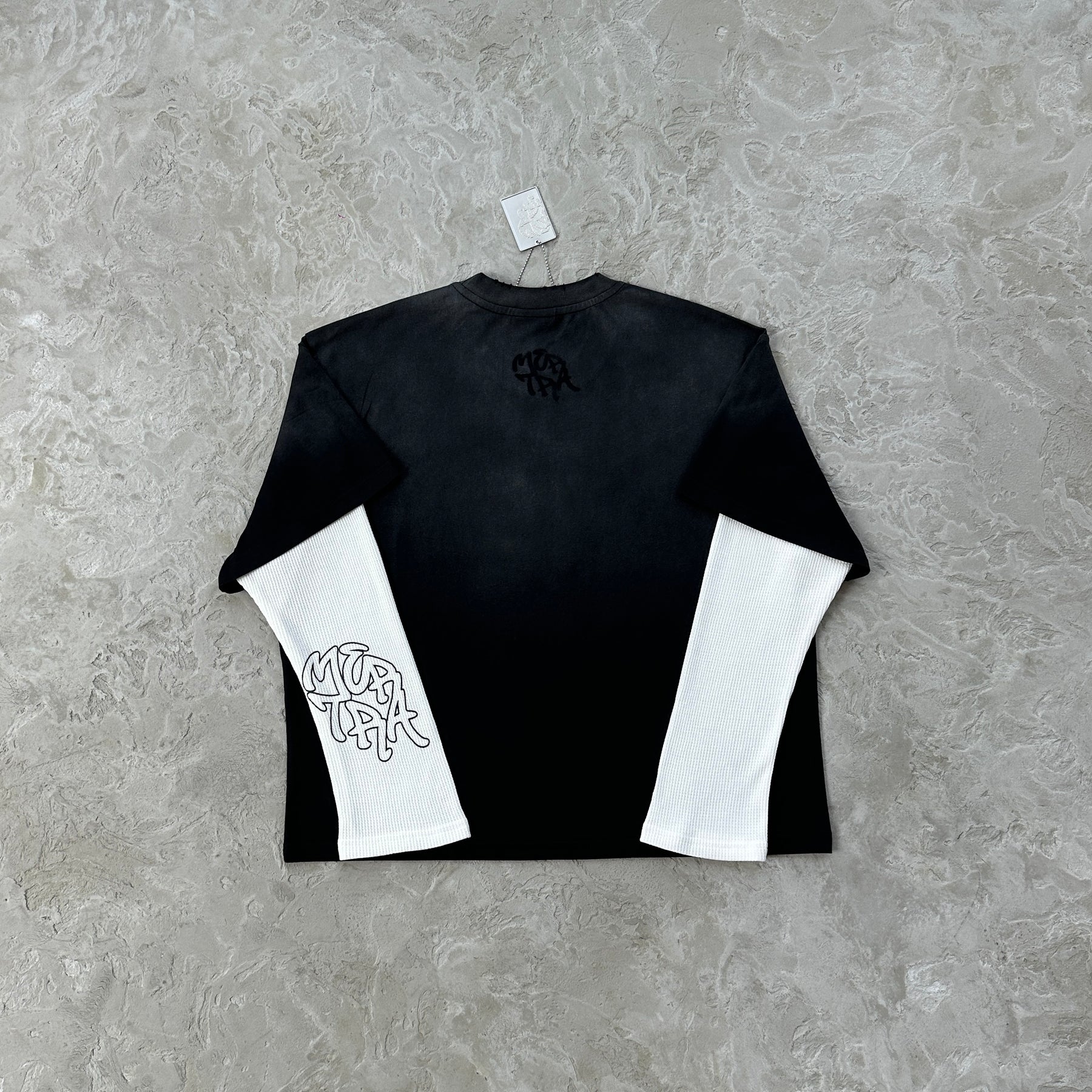 Camisa Mertra Manga longa “Fake Two-Piece” ( Preto )
