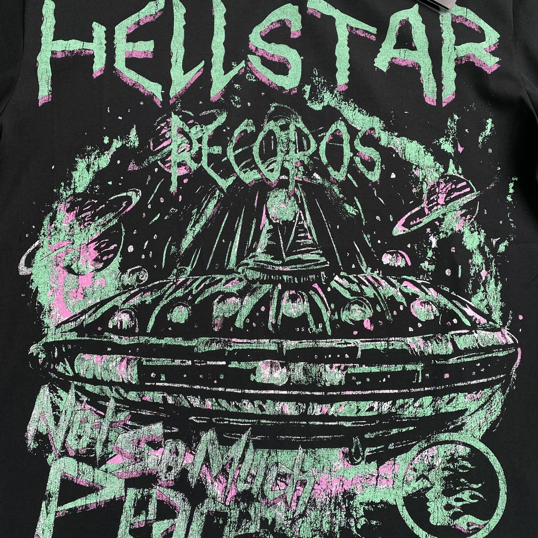 Camisa Hellstar “Not So Much Peace”