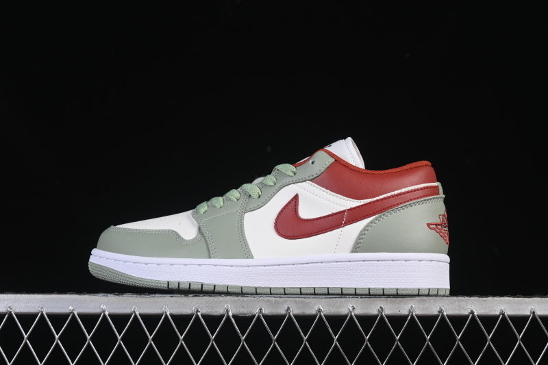 Air Jordan 1 Low "Jade Horizon"