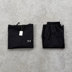 Conjunto Mertra “Stealth Nylon Trackie”