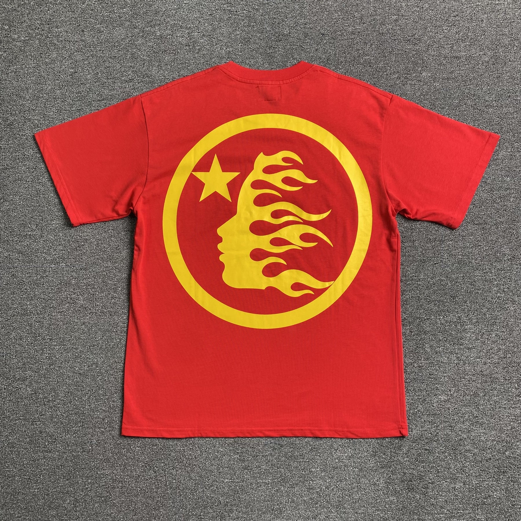 Camisa Hellstar “No Guts No Glory” ( Vermelha )